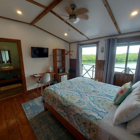 The Sunsetter Bed & Breakfast ボカス・タウン エクステリア 写真