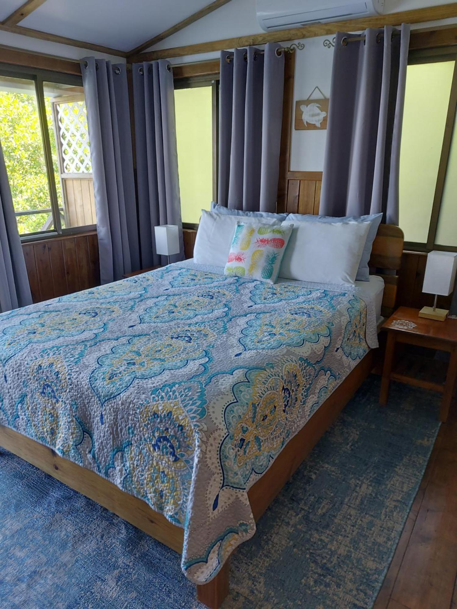 The Sunsetter Bed & Breakfast ボカス・タウン エクステリア 写真